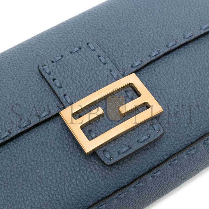 F**di baguette leather shoulder bag (28*15*6.5cm)